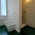 Stylish Flat Near Station And Center كومو