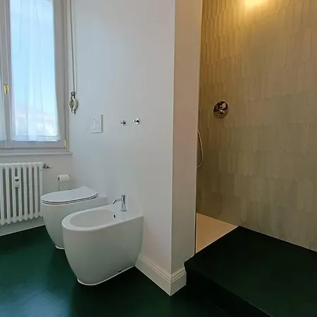 Stylish Flat Near Station And Center Como
