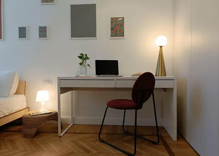 Stylish Flat Near Station And Center Appartamento Côme
